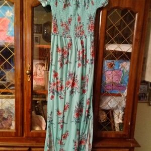 Floral Maxi Dress with Short Sleeves